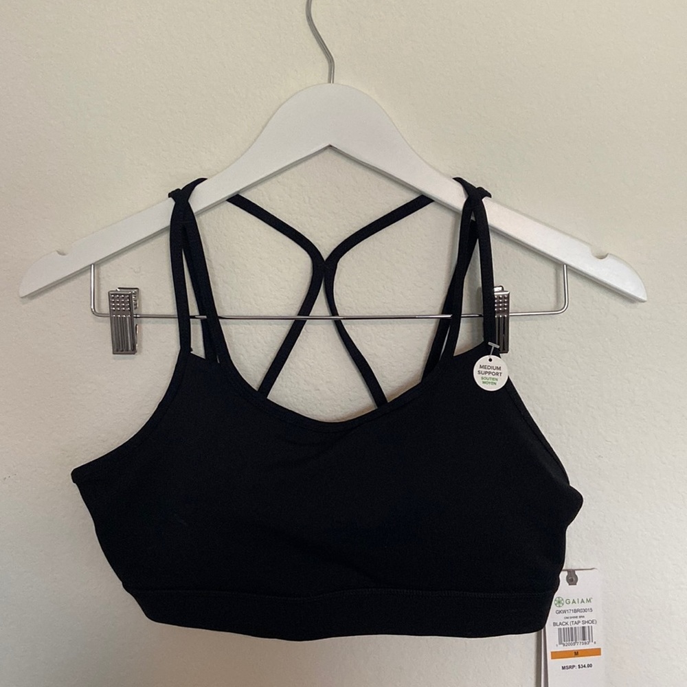 NWT GAIAM SPORTS BRA BLACK